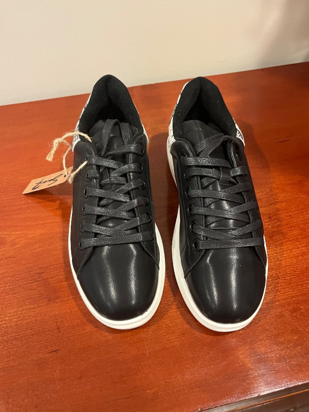 NIB Seven7 Women’s Miki Low-top Platform Sneaker w/ Snakeskin Print 9 - Picture 12 of 15